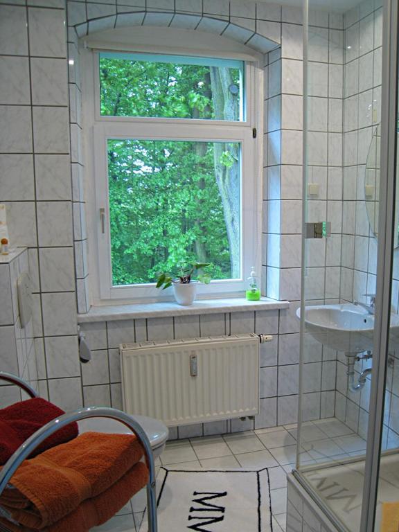 Hotel-Pension Koenigswald Dresden Rum bild
